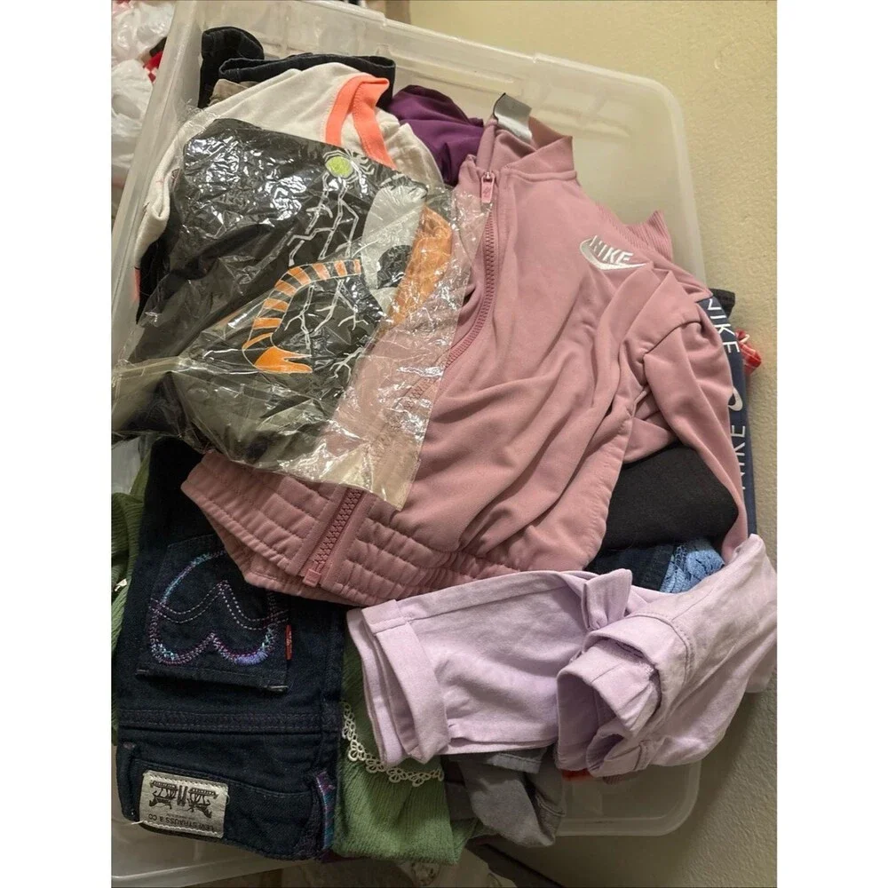 Reseller Bundle/kids Big Clothes Bundle Assortment Of Clothes Some NWT 0-12yrs - Picture 1 of 2